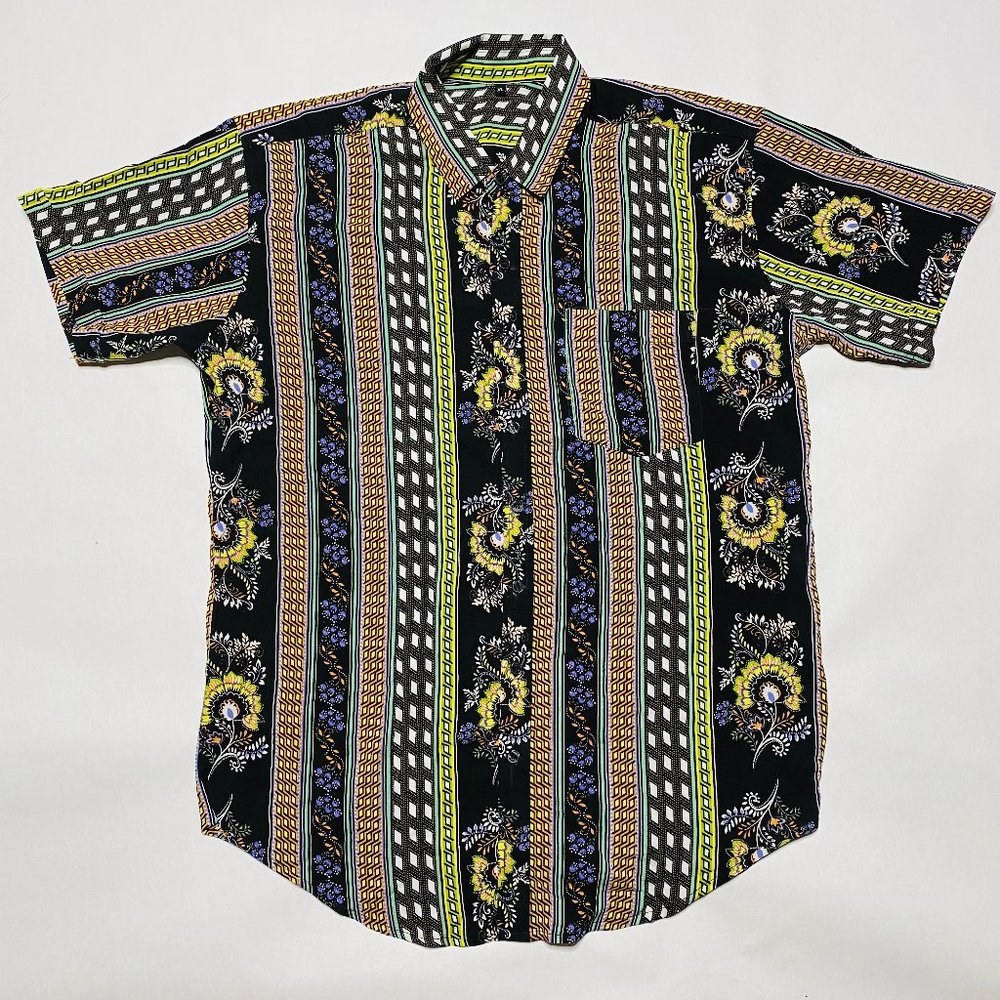 June Bloom button up - Picture 2 of 6